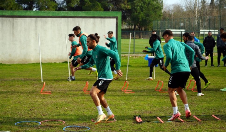 Sakaryaspor, Manisa FK mesaisinde