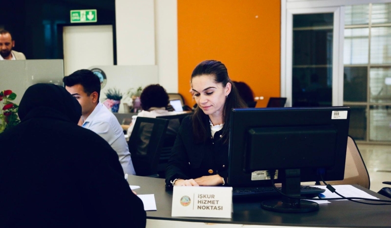 Serdivan Belediyesi’nden İstihdama Büyük Destek