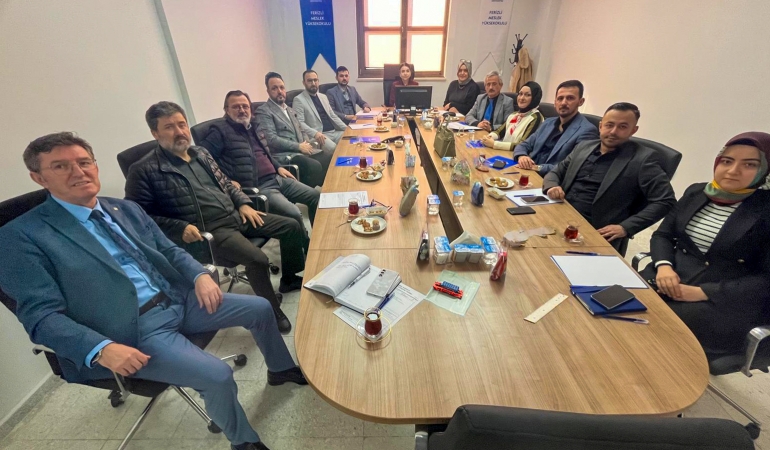 Ferizli MYO iş dünyasını dinledi