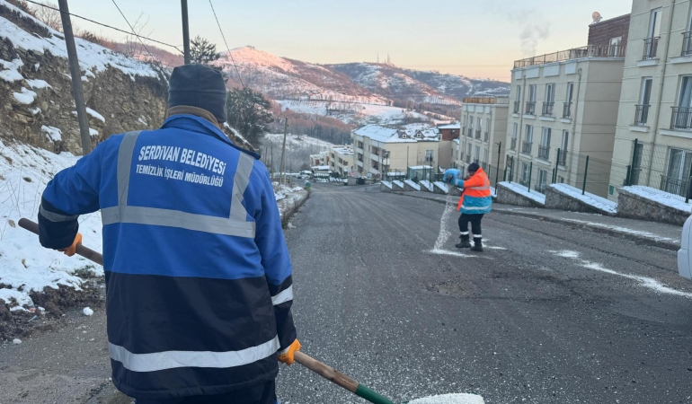 erdivan’da Çocuklar, Okul Yollarında Emin Ellerde