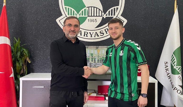 Sakaryaspor, Atanas Kabov’u kadrosuna kattı