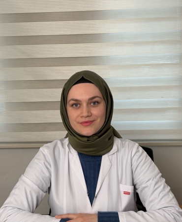 Diyetisyen Betül Kurt