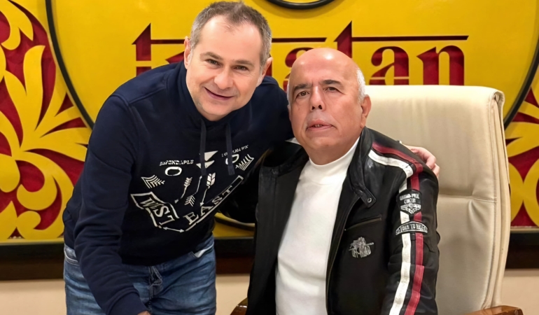 Akif Yener’den Tuna Tan’a anlamlı ziyaret
