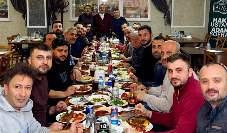Makinistlerden Bayram Dindar’a veda yemeği