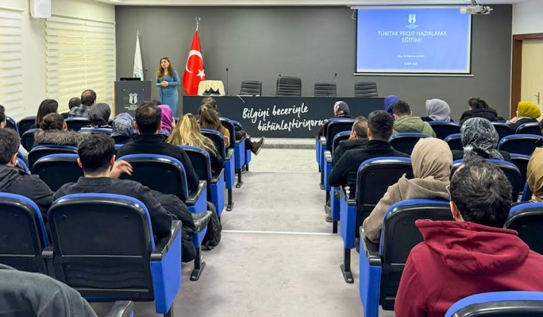 SUBÜ akademisyenleri için TÜBİTAK 1001 Proje Yazma Eğitimi düzenlendi