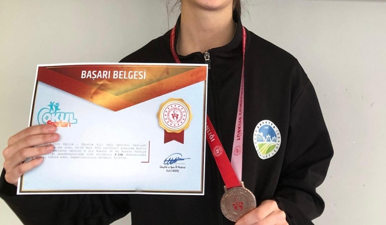 Miraç Merve Sakarya’yı gururlandırdı