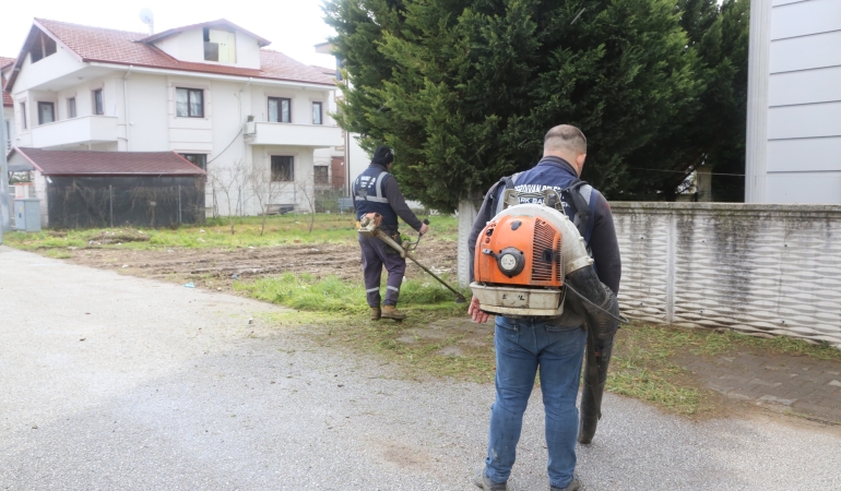 Köprübaşı Mahallesi’nde Çevre Düzenleme Çalışmaları Devam Ediyor