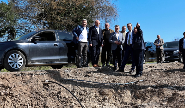Karasu’da yeni ulaşım hamleleri: Alternatif yol, kavşak düzenleme