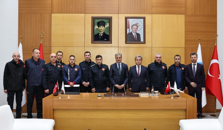 Başkan Alemdar: “Hep birlikte nice bayramlara”
