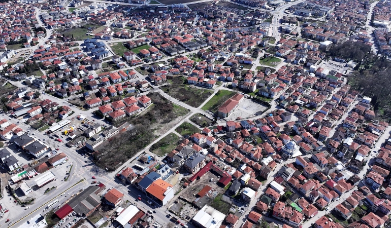 Başkan Alemdar kesintisiz ulaşım için yeni projeyi paylaştı:  Kuzey ve güneyi bağlayacak hat 4 kilometreye çıkarılıyor