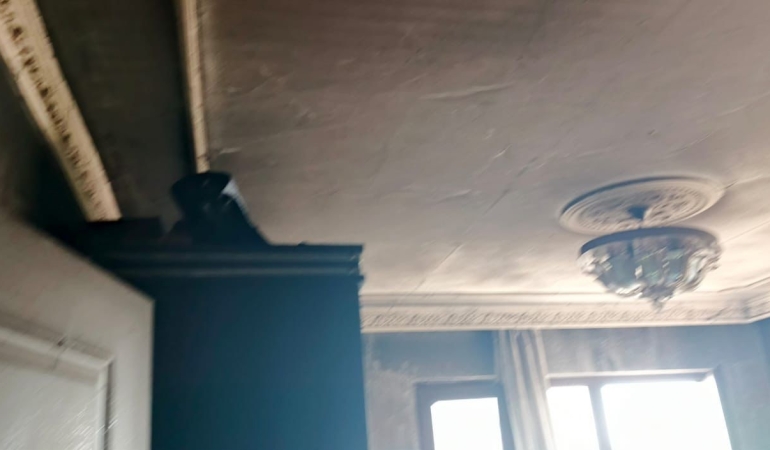 ÇAKMAKLA OYNAYAN ÇOCUK EVİ YAKTI