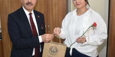 BAŞKAN ŞENOL DİNÇ’TEN KADINLAR GÜNÜ KUTLAMASI (2)