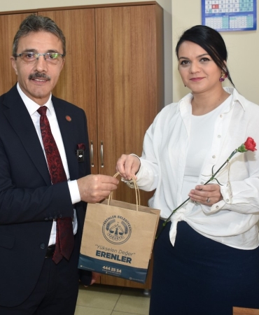 BAŞKAN ŞENOL DİNÇ’TEN KADINLAR GÜNÜ KUTLAMASI (2)