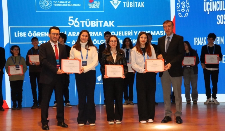Liselilerden Tübitak’ta 4 Derece