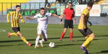 sakaryaspor_kan_kaybediyor_h54505_a8725