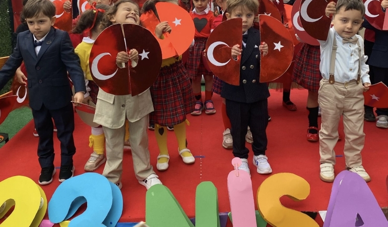 ADA TEK ANAOKULUNDA 23 NİSAN ÇOŞKUSU