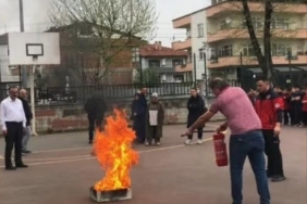 İTFAİYEDEN 4 GÜNDE 750 KİŞİYE YANGIN TAHLİYE TATBİKATI