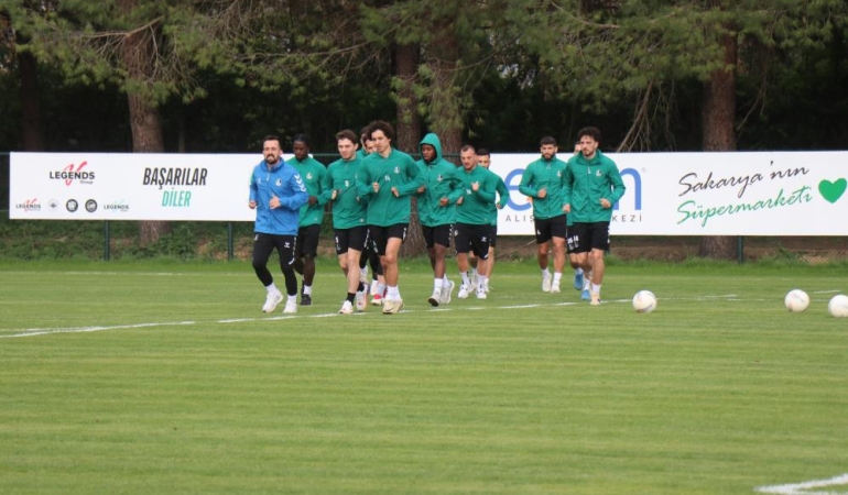 Sakaryaspor, Pendikspor mesaisine başladı