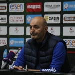 SAKARYASPOR - PENDİKSPOR MAÇININ ARDINDAN PENDİKSPOR TEKNİK SORUMLUSU METİN İLHAN: "HAKEMİN TUTARLILIĞI MOTİVASYONUMUZU, OYUN DÜZENİMİZİ BOZDU" SAKARYASPOR TEKNİK DİREKTÖRÜ İLKER PÜREN: "BU GALİBİYETİ TARAFTARIMIZA HEDİYE EDİYORUM"