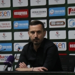 SAKARYASPOR - PENDİKSPOR MAÇININ ARDINDAN PENDİKSPOR TEKNİK SORUMLUSU METİN İLHAN: "HAKEMİN TUTARLILIĞI MOTİVASYONUMUZU, OYUN DÜZENİMİZİ BOZDU" SAKARYASPOR TEKNİK DİREKTÖRÜ İLKER PÜREN: "BU GALİBİYETİ TARAFTARIMIZA HEDİYE EDİYORUM"