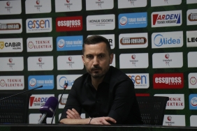 SAKARYASPOR - PENDİKSPOR MAÇININ ARDINDAN PENDİKSPOR TEKNİK SORUMLUSU METİN İLHAN: "HAKEMİN TUTARLILIĞI MOTİVASYONUMUZU, OYUN DÜZENİMİZİ BOZDU" SAKARYASPOR TEKNİK DİREKTÖRÜ İLKER PÜREN: "BU GALİBİYETİ TARAFTARIMIZA HEDİYE EDİYORUM"