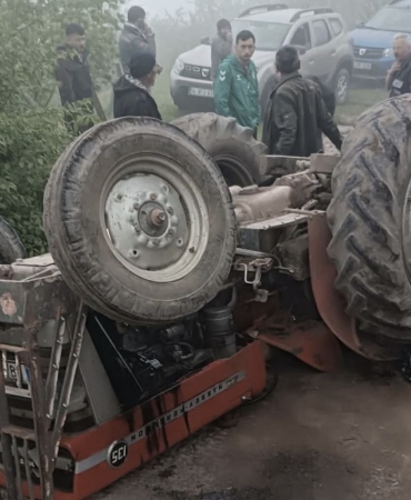 KULLANDIĞI TRAKTÖRÜN ALTINDA KALAN KADIN HAYATINI KAYBETTİ
