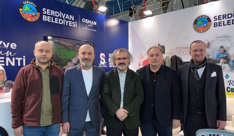 MÜSİAD Sakarya’dan Serdivan Kitap Fuarı’na anlamlı ziyaret