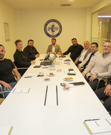 a1dc2f69486b4d89874a43f06f808cb0705e51f48b0b4283b4da011bd48802d8