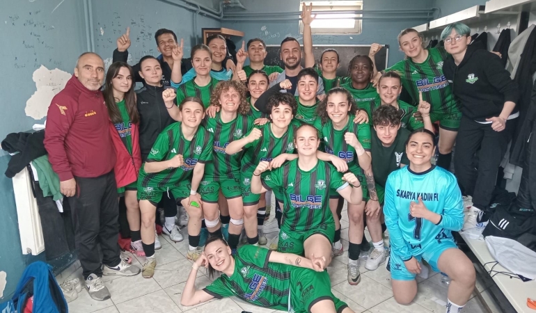 kadınlar futbol