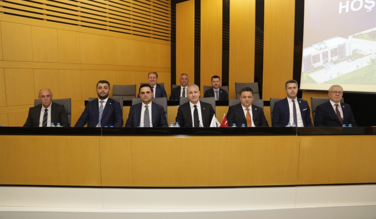 4fee3d38aa954a89b6c1d22766e57268113700cab69f4b12a175fe16435e371f