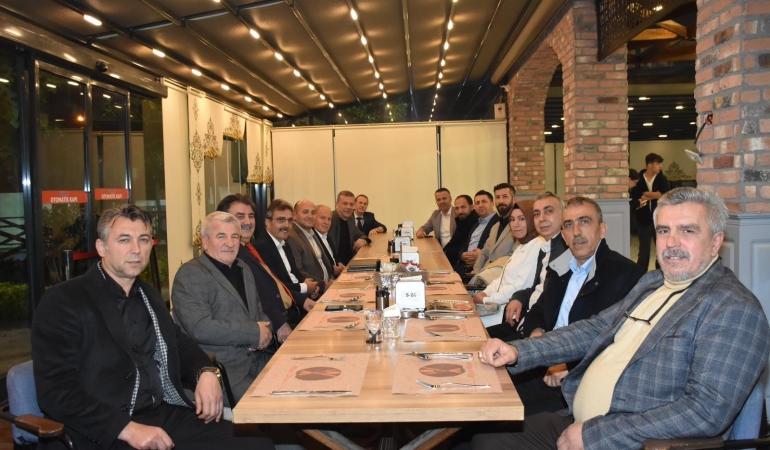 BAŞKAN ŞENOL DİNÇ MUHTAR ADAYLARIYLA BULUŞTU (1)