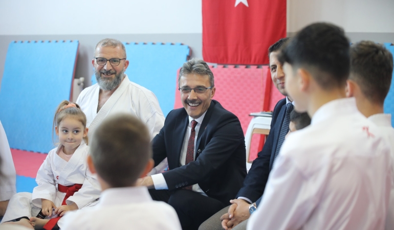“ÇOCUKLARIMIZ İÇİN EN GÜZEL AKTİVİTE SPORDUR” (7)