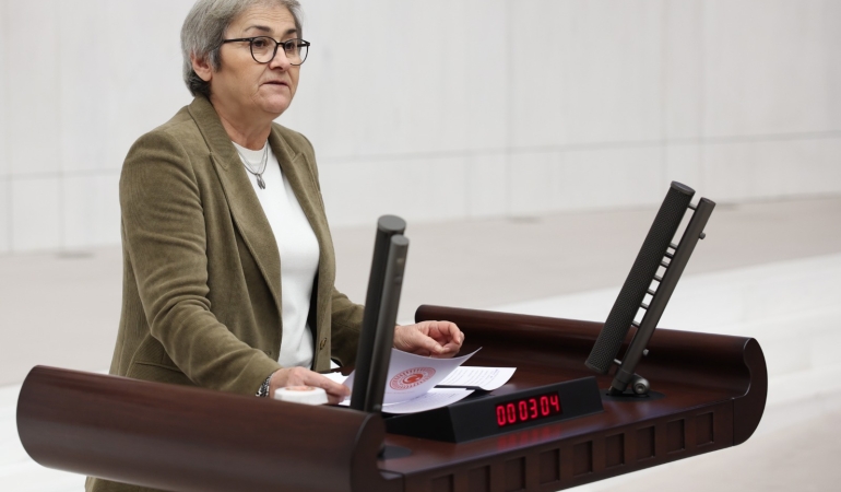 CHP’Lİ TAŞKENT ARTAN KİRA FİYATLARINI MECLİS’E TAŞIDI: BARINMA HAKKI LÜTUF DEĞİL, İKTİDARIN SORUMLULUĞUDUR!