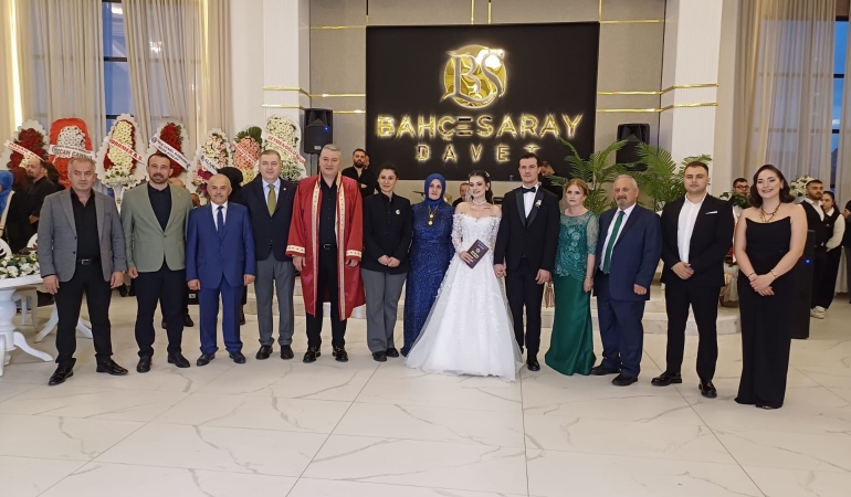 Aysu ve Metin çiftinin mutlu günü Bahçesaray Davet’te kutlandı