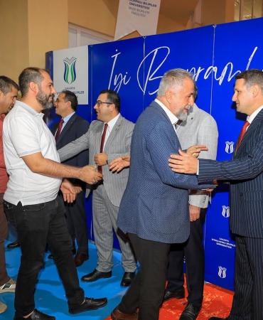 SUBÜ ailesi bayramlaştı