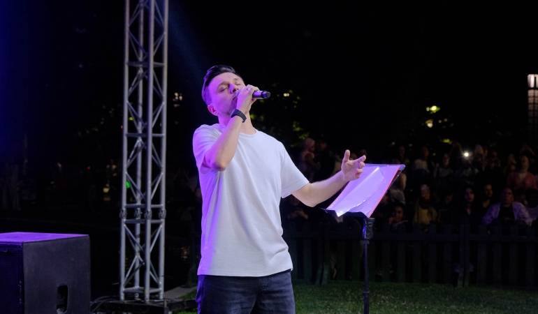 Büyükşehir’in ‘Yaz Seninle Güzel’ konser rüzgarında Emir Şamur coşkusu  