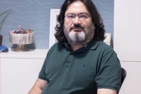 PSİKİYATRİ UZMANI PROF. DR. KÜLTEGİN ÖGEL_211728610