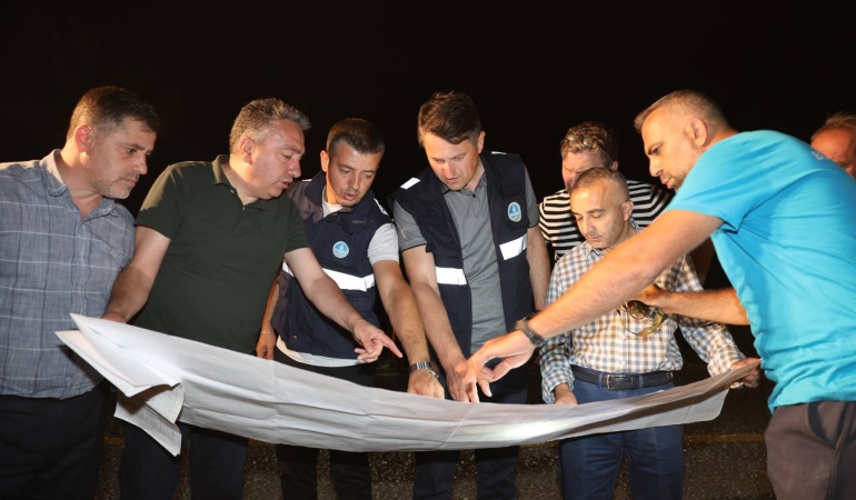 SASKİ Hendek’te gece boyunca çalıştı:  Tarımsal faaliyetlerde kullanılan içme suyu kesintilere neden oluyor