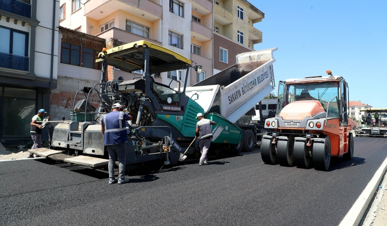 Karasu’nun en işlek güzergahı yepyeni bir yüze kavuşuyor