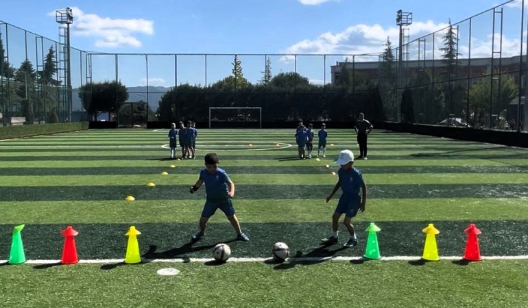 SUBÜ Yaz Spor Okulları devam ediyor