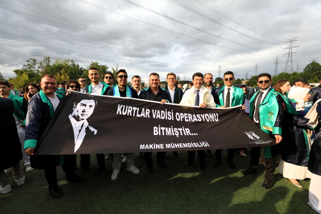 SUBÜ 3.263 öğrencisini coşkulu törenle mezun etti
