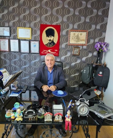 d18516a0-07d5-41da-84a3-9acf586c6cd7