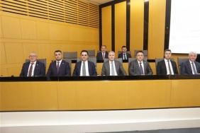 eda7345afda440ecaabba11d905ceddf8b1a321abc924972a7dfafb08b4ad1e1