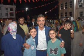 thumbnail_ERENLER DE ‘MAHALLEMDE ŞENLİK VAR’ HIZ KESMİYOR (1)