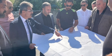 BAŞKAN ŞENOL DİNÇ DEĞİRMENDERE’DE DOĞALGAZ ÇALIŞMALARINI İNCELEDİ (3)