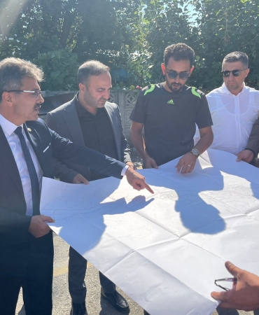 BAŞKAN ŞENOL DİNÇ DEĞİRMENDERE’DE DOĞALGAZ ÇALIŞMALARINI İNCELEDİ (3)