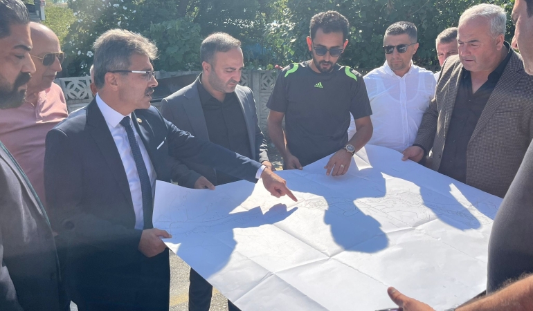 BAŞKAN ŞENOL DİNÇ DEĞİRMENDERE’DE DOĞALGAZ ÇALIŞMALARINI İNCELEDİ