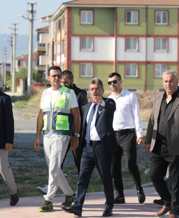 ÇARŞAMBA KUMAŞ PAZARI 17 EYLÜL’DE YENİ YERİNDE (1)