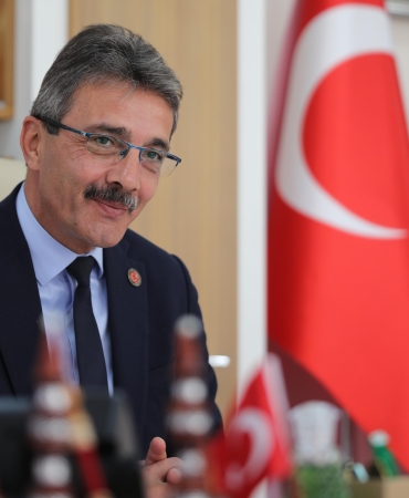 Erenler Belediye Başkanı Şenol Dinç