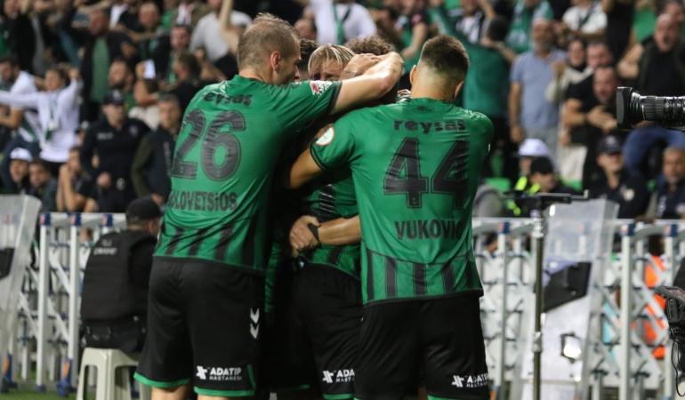 Sakaryaspor-Amed Sportif : 2-1 Nefes Aldık!